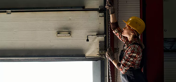Addressing Common Garage Door Stoppage Issues in Spring Valley, CA